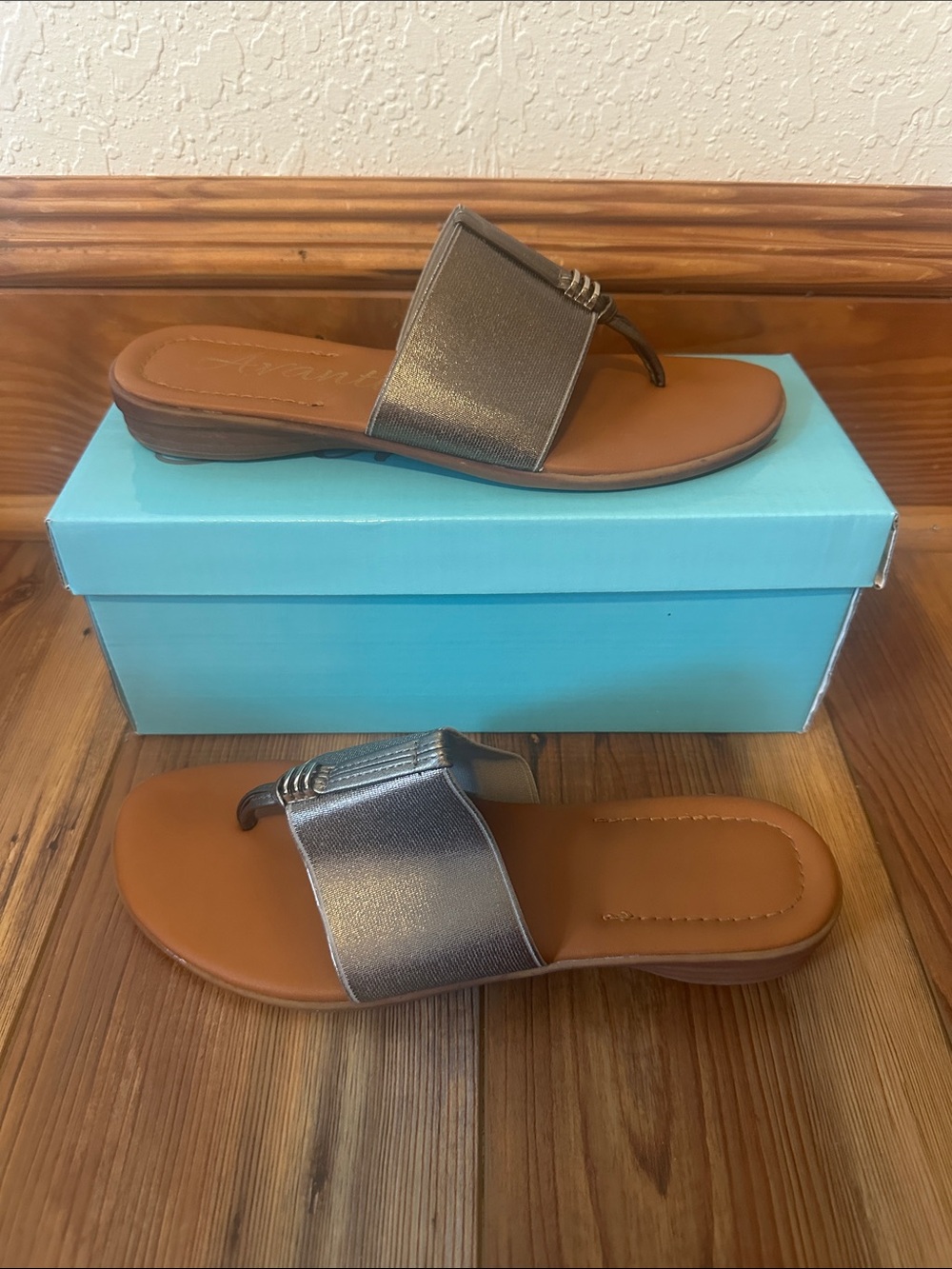Avanti Metallic Pewter Toe-Post Slide Sandals